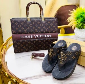LOUIS VUITTON LV LOCK IT SLIPPER + LOUIS VUITTON LV HAND BAG