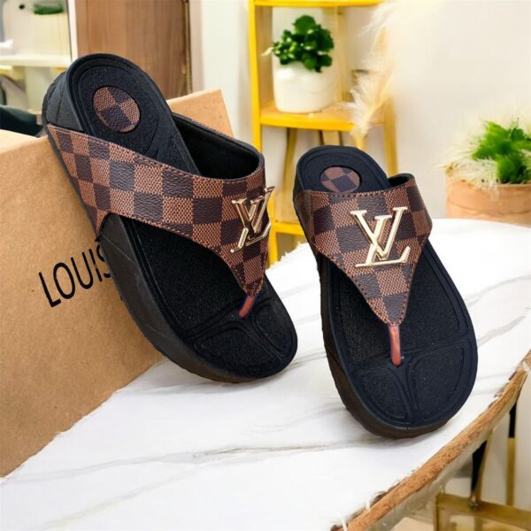 LOUIS VUITTON LV LOCK IT SLIPPER + LOUIS VUITTON LV HAND BAG - Image 5